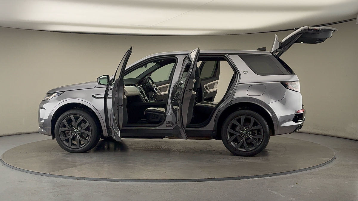 More views of Land Rover Discovery Sport