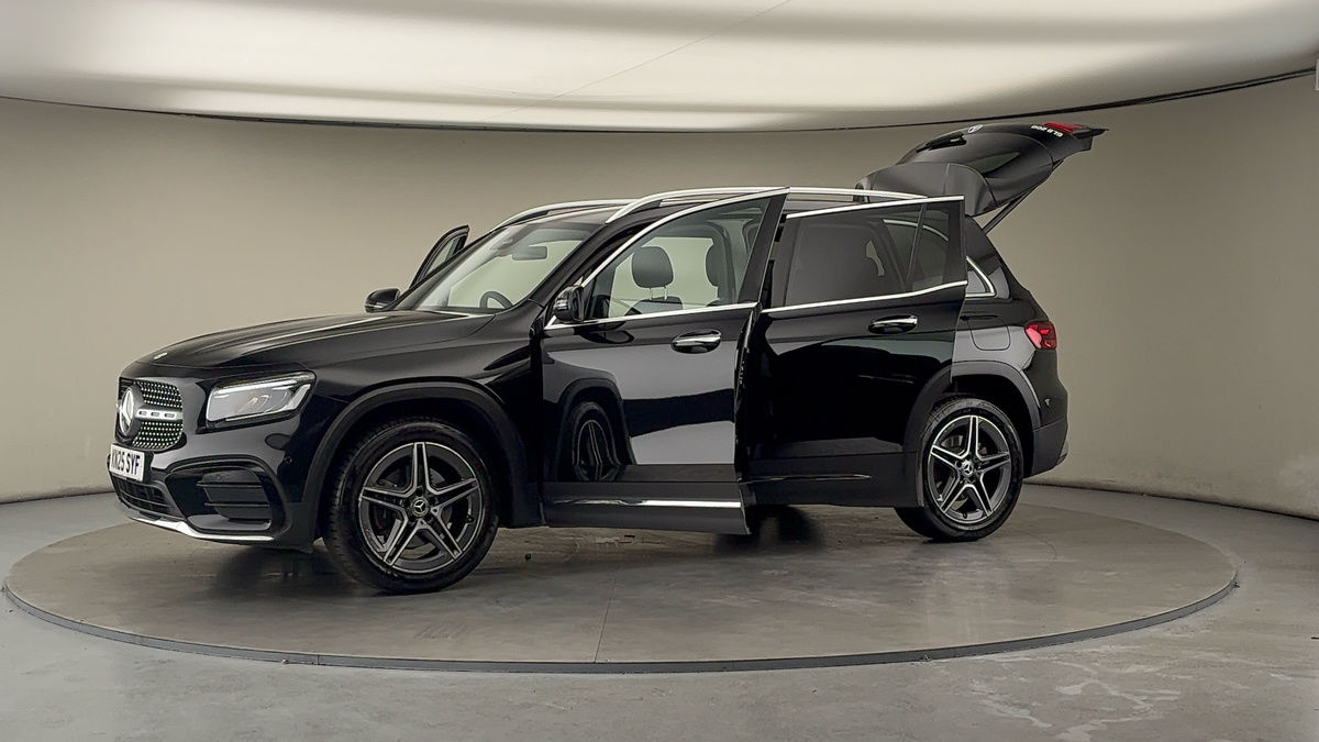 More views of Mercedes-Benz GLB