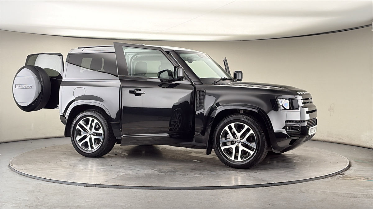 More views of Land Rover Defender 90