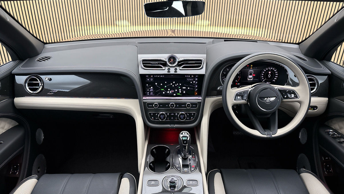 Bentley Bentayga Image 12