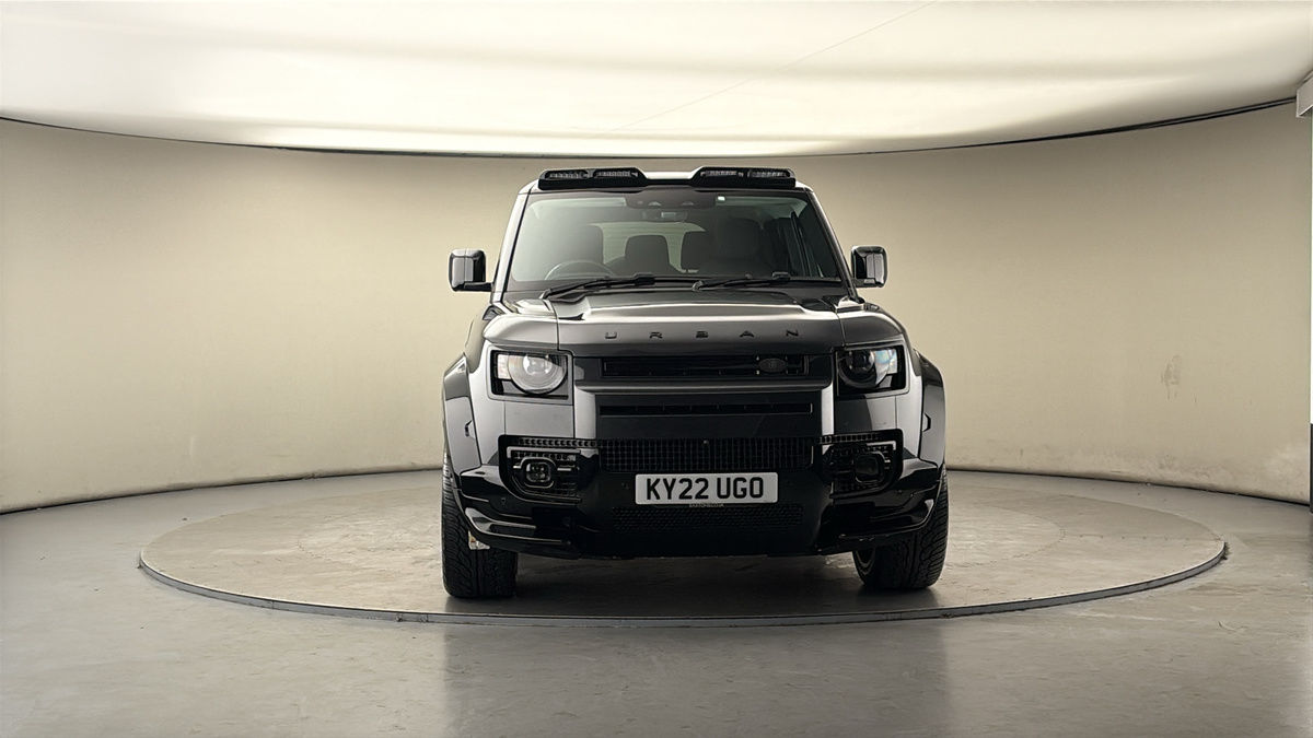 More views of Land Rover Defender 130