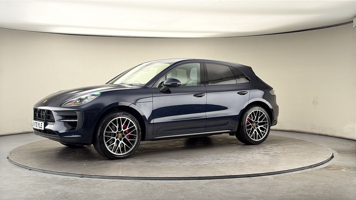 More views of Porsche Macan