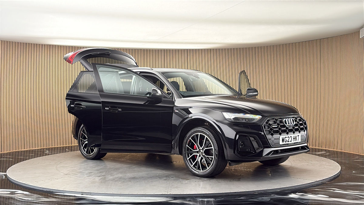 More views of Audi Q5