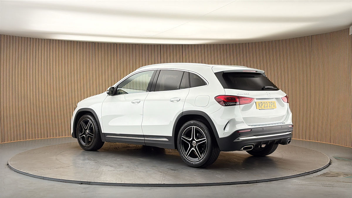 More views of Mercedes-Benz GLA