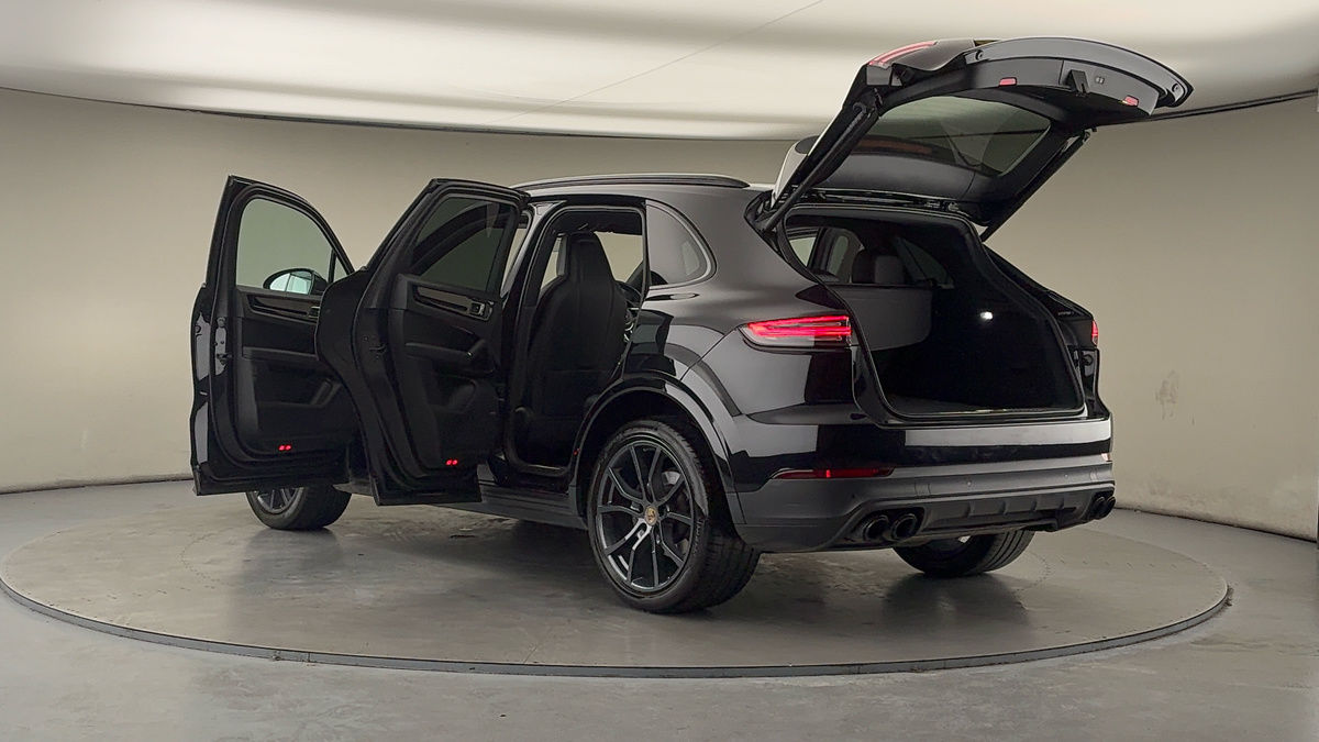 More views of Porsche Cayenne