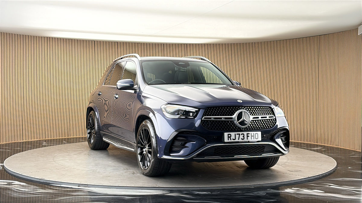 More views of Mercedes-Benz GLE
