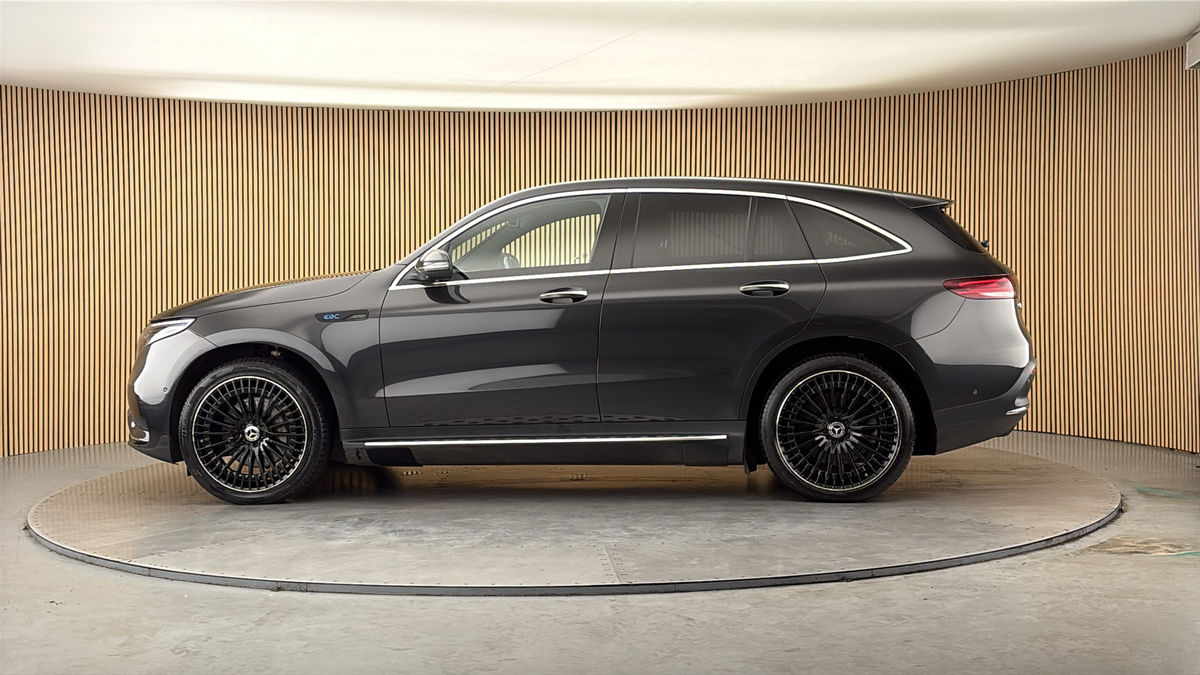 More views of Mercedes-Benz EQC