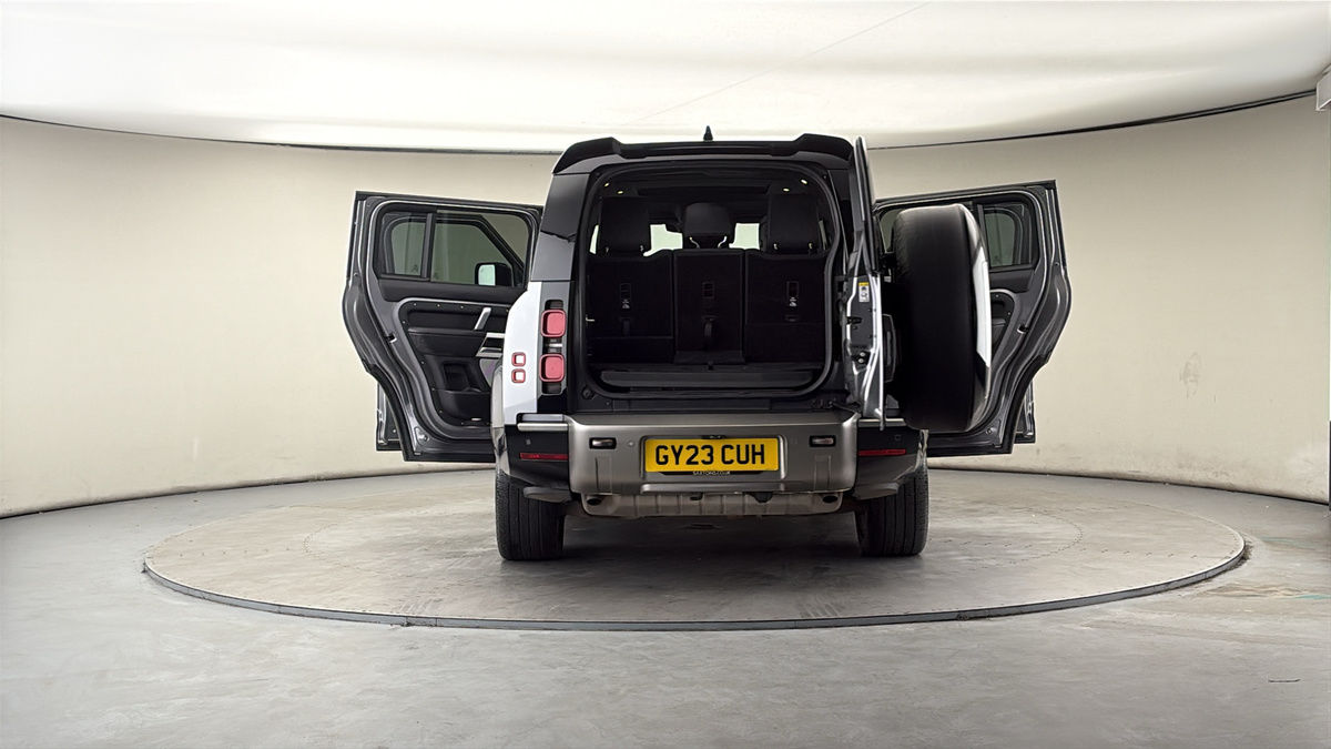 More views of Land Rover Defender 130