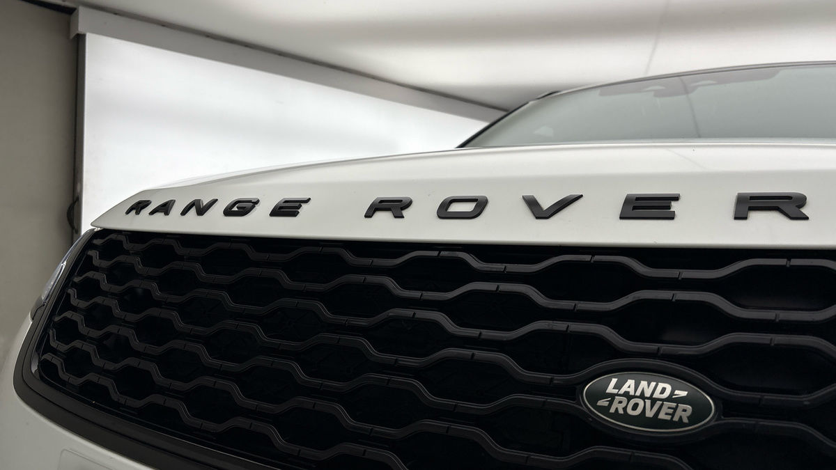Land Rover Range Rover Velar Image 24