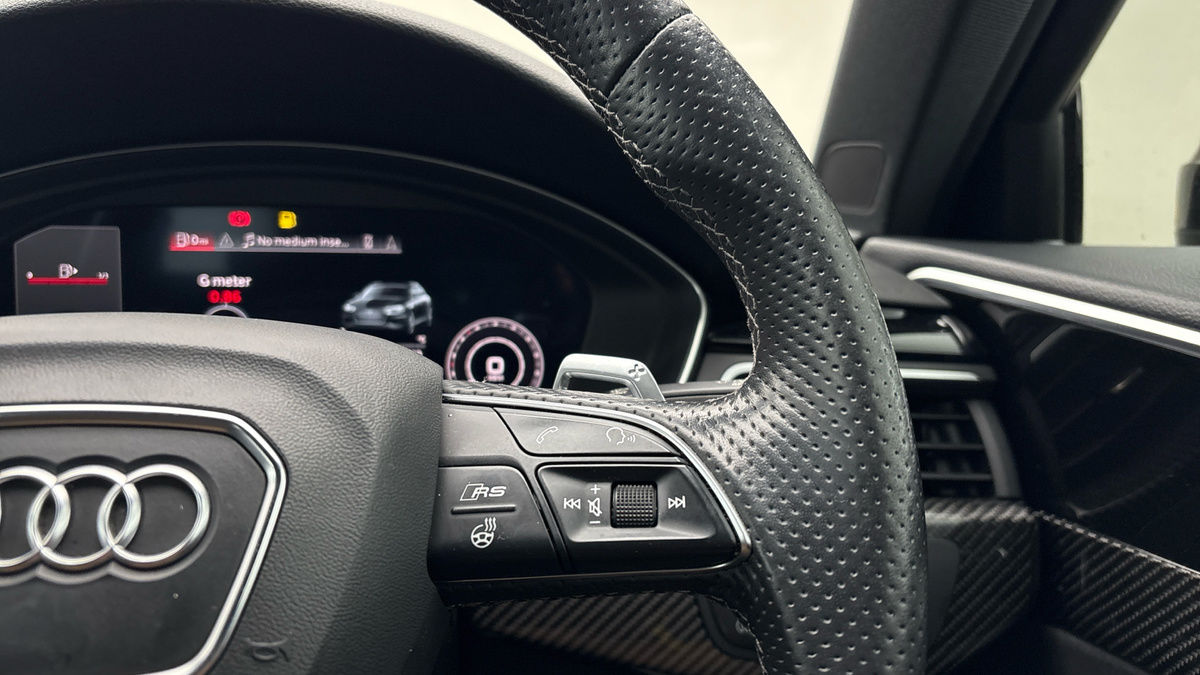 Audi RS4 Avant Image 14