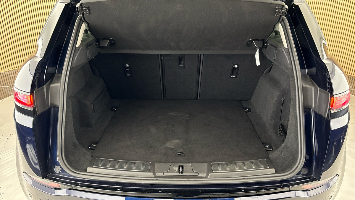 Land Rover Range Rover Evoque Image 11