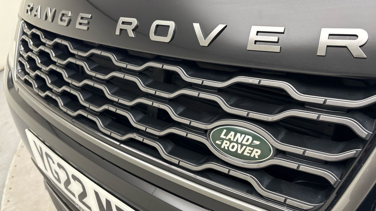 Land Rover Range Rover Sport Image 24