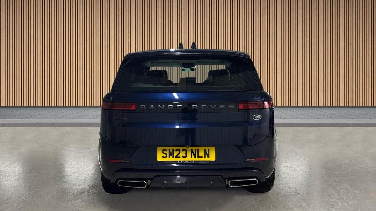 Land Rover Range Rover Sport Image 4