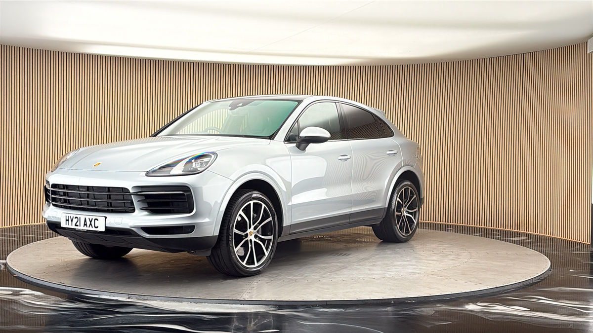 More views of Porsche Cayenne