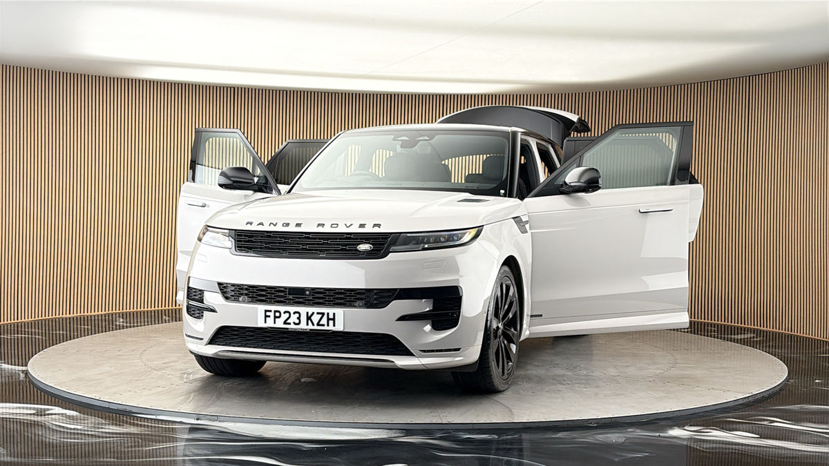 More views of Land Rover Range Rover Sport