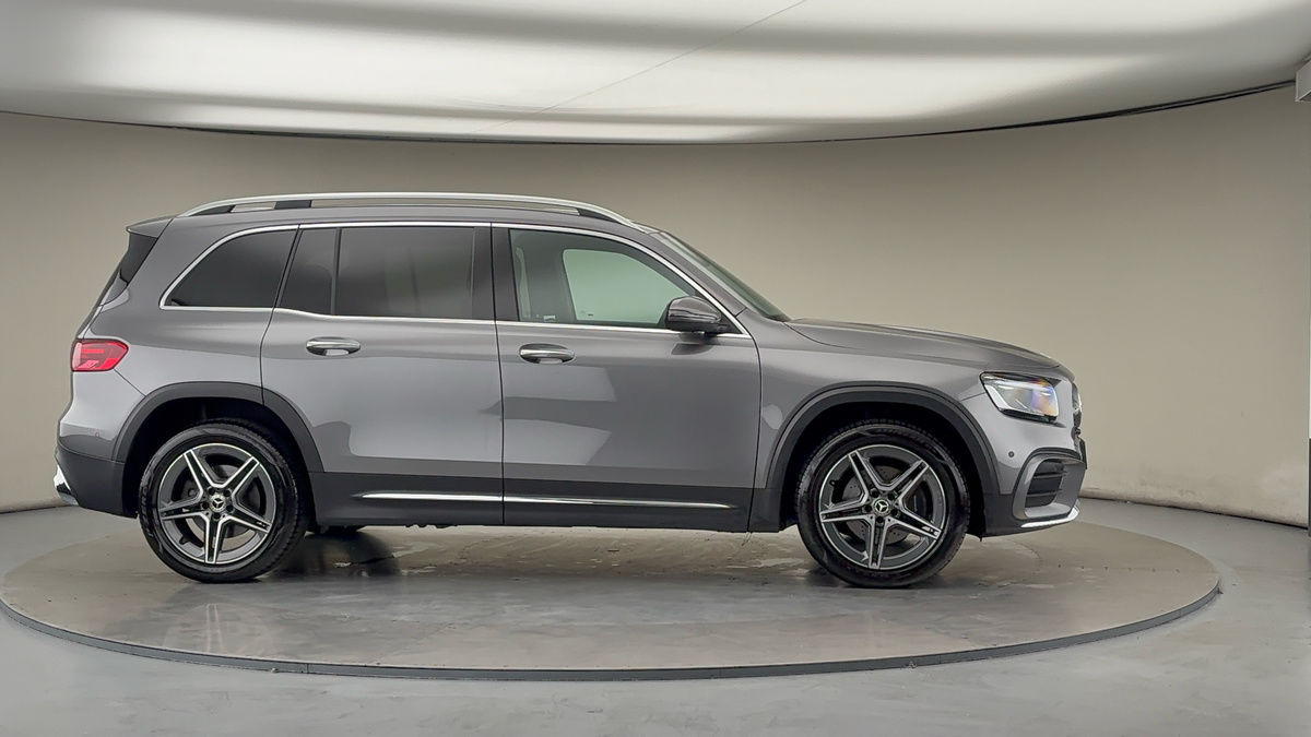 More views of Mercedes-Benz GLB