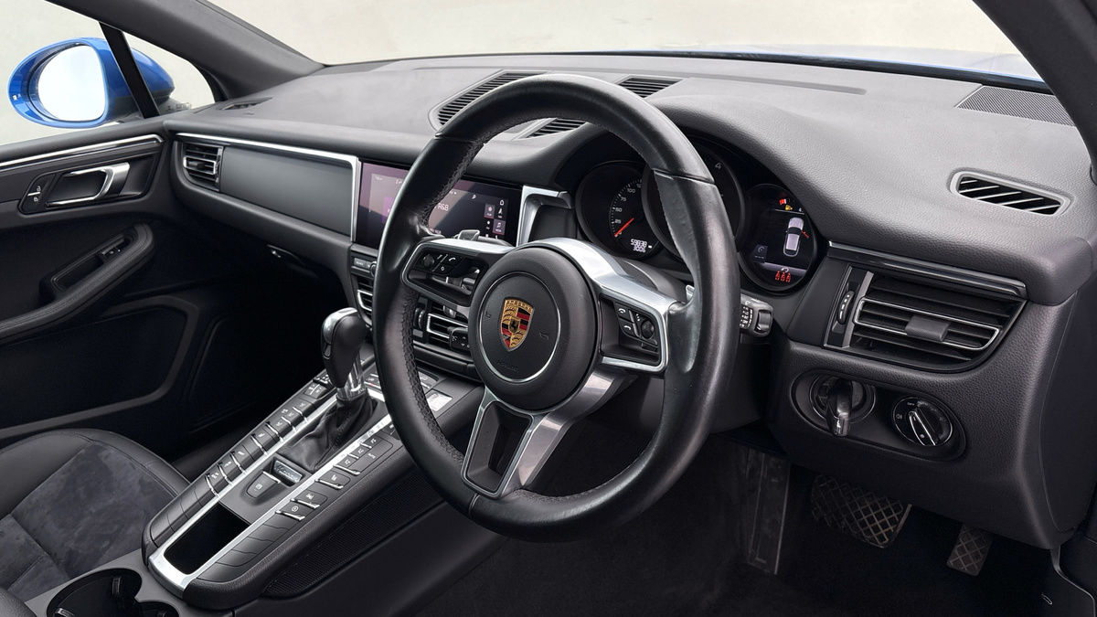 Porsche Macan Image 5