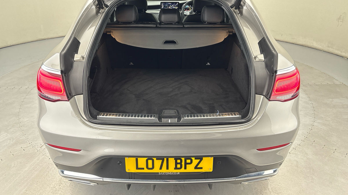 Mercedes-Benz GLC Image 11