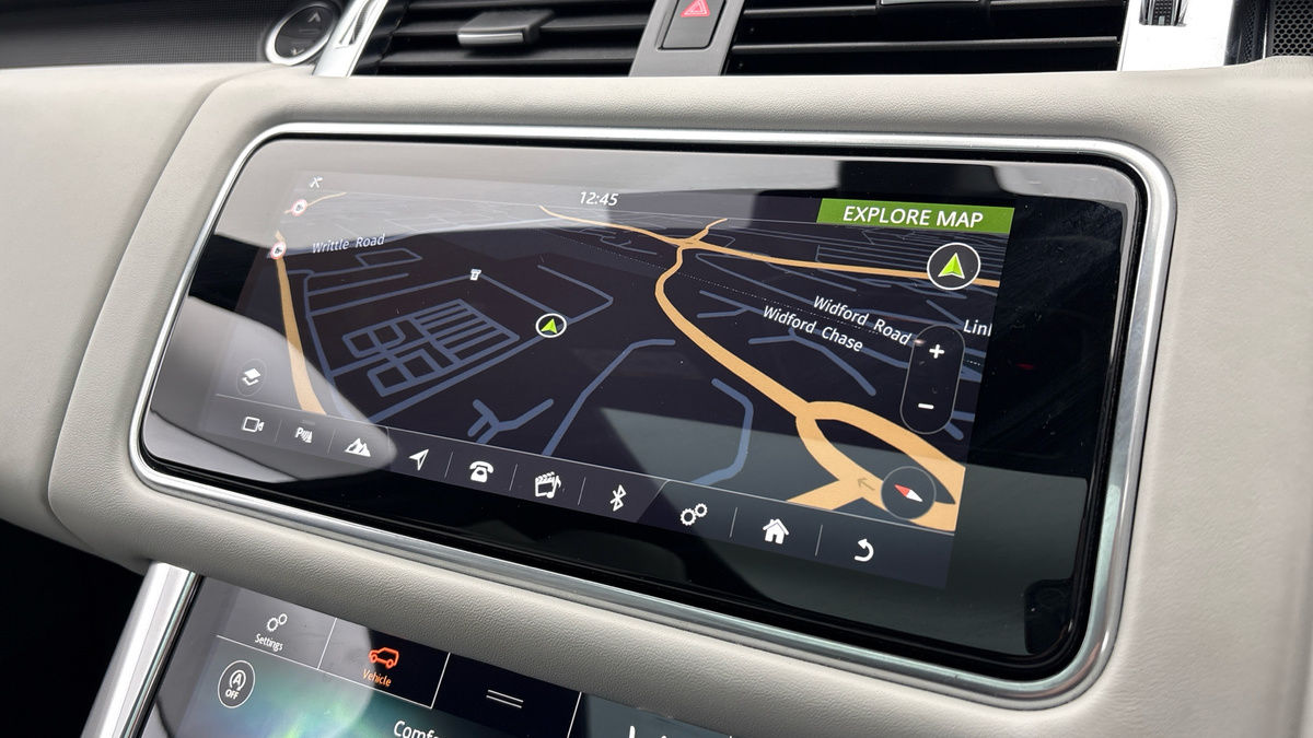 Land Rover Range Rover Sport Image 17