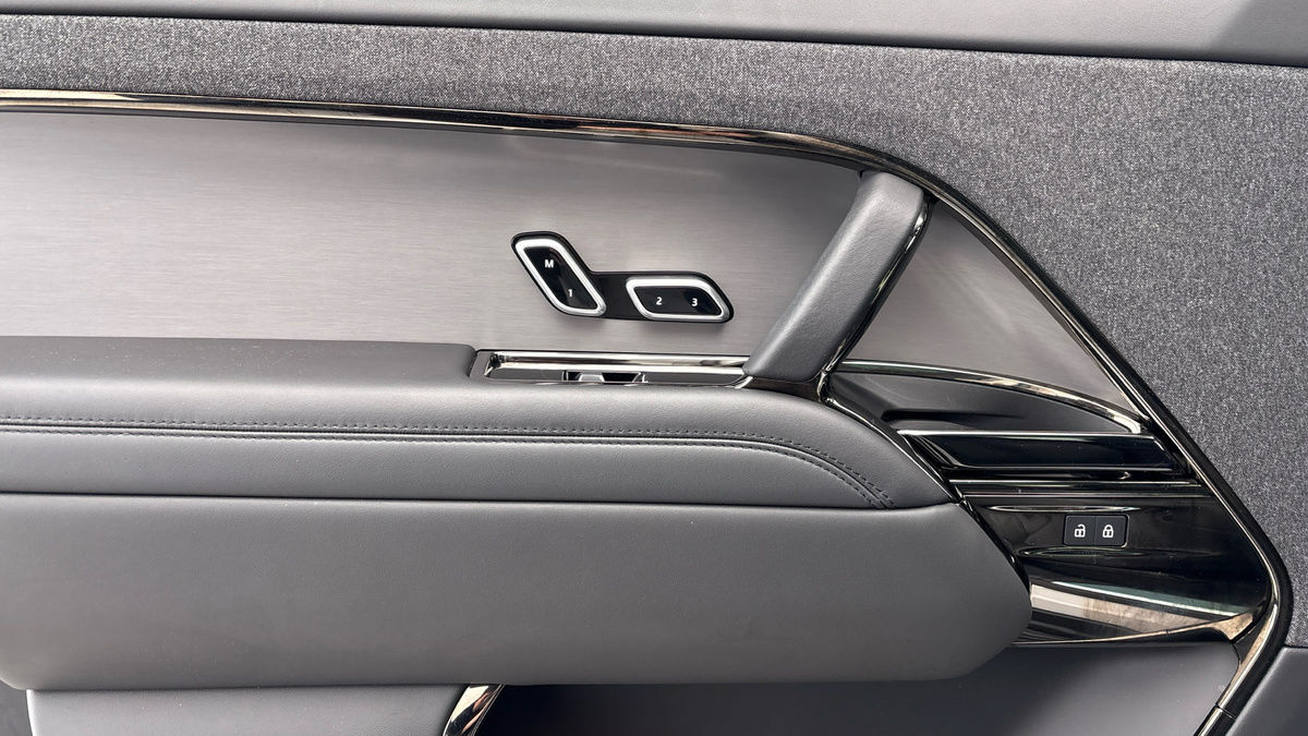 Land Rover Range Rover Sport Urban Image 19