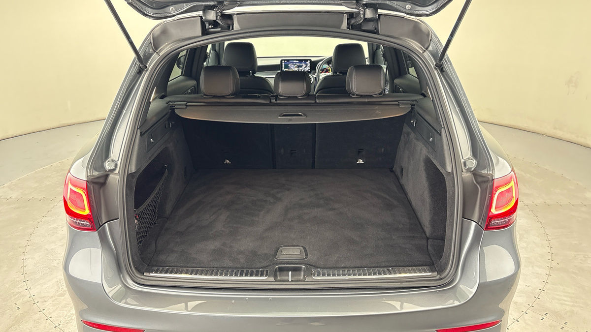 Mercedes-Benz GLC Image 11