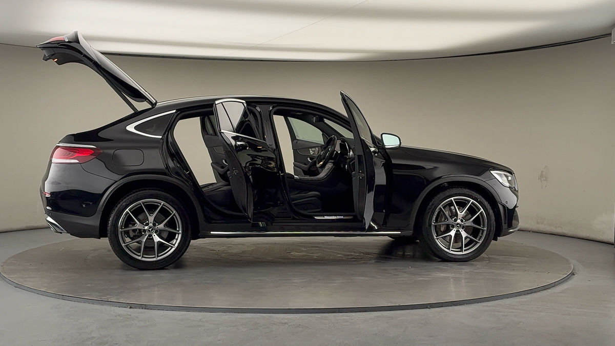 More views of Mercedes-Benz GLC