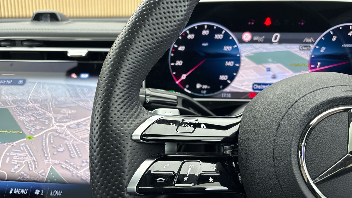 Mercedes-Benz E Class Image 13