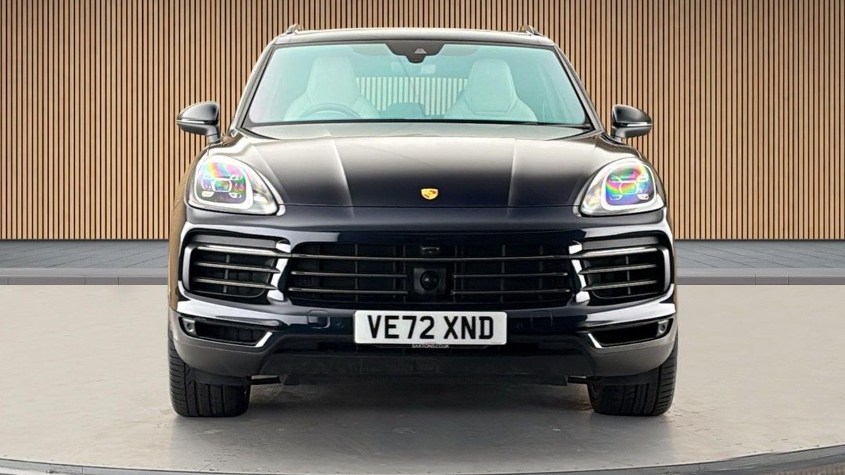 Porsche Cayenne Image 3