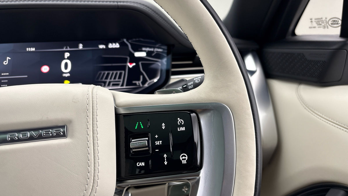 Land Rover Range Rover Image 14