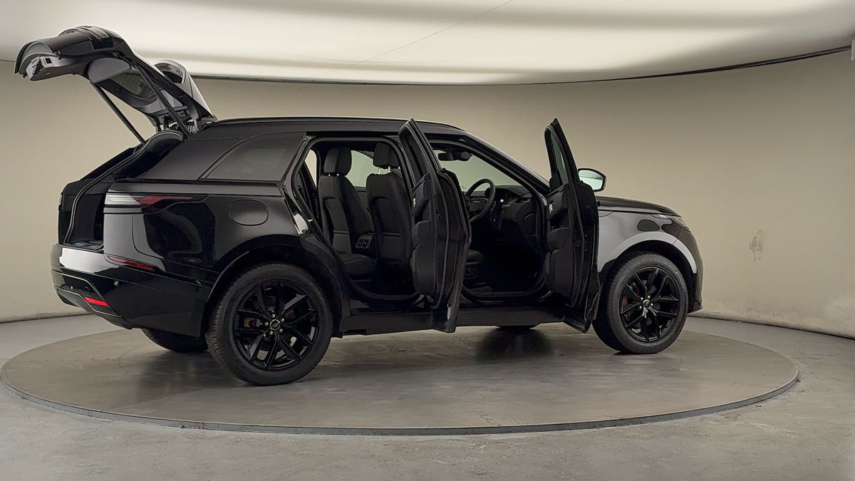 More views of Land Rover Range Rover Velar