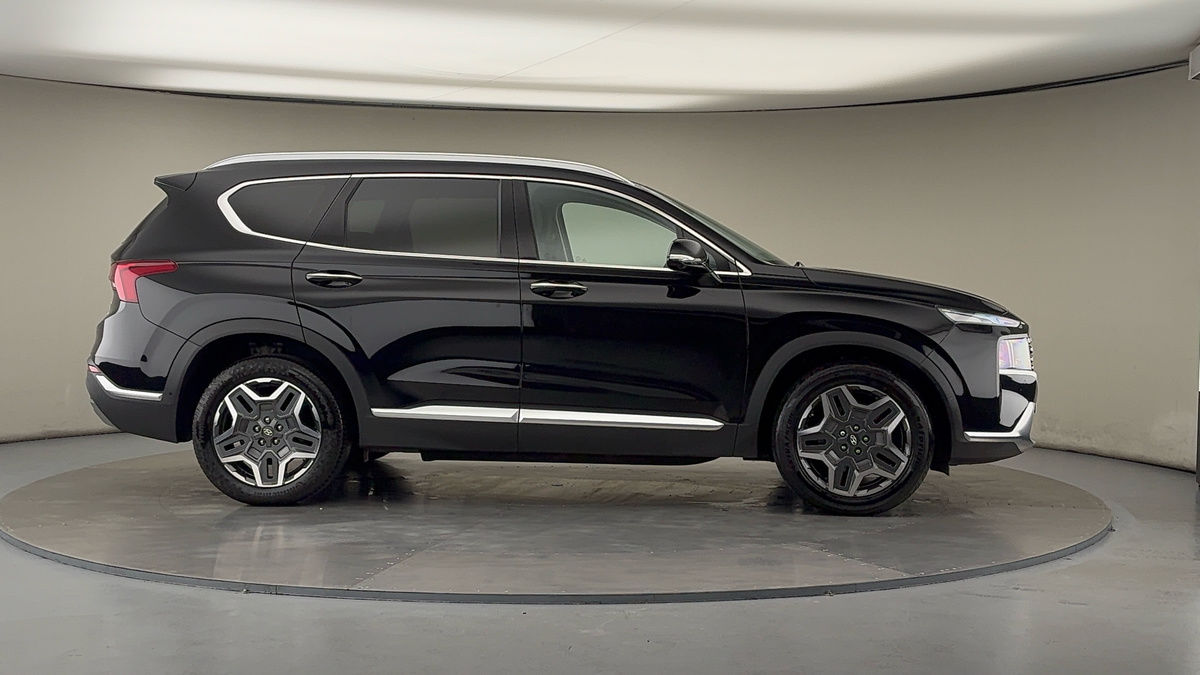 More views of Hyundai Santa Fe