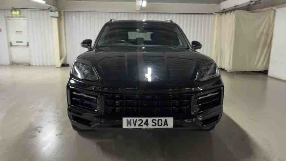 More views of Porsche Cayenne