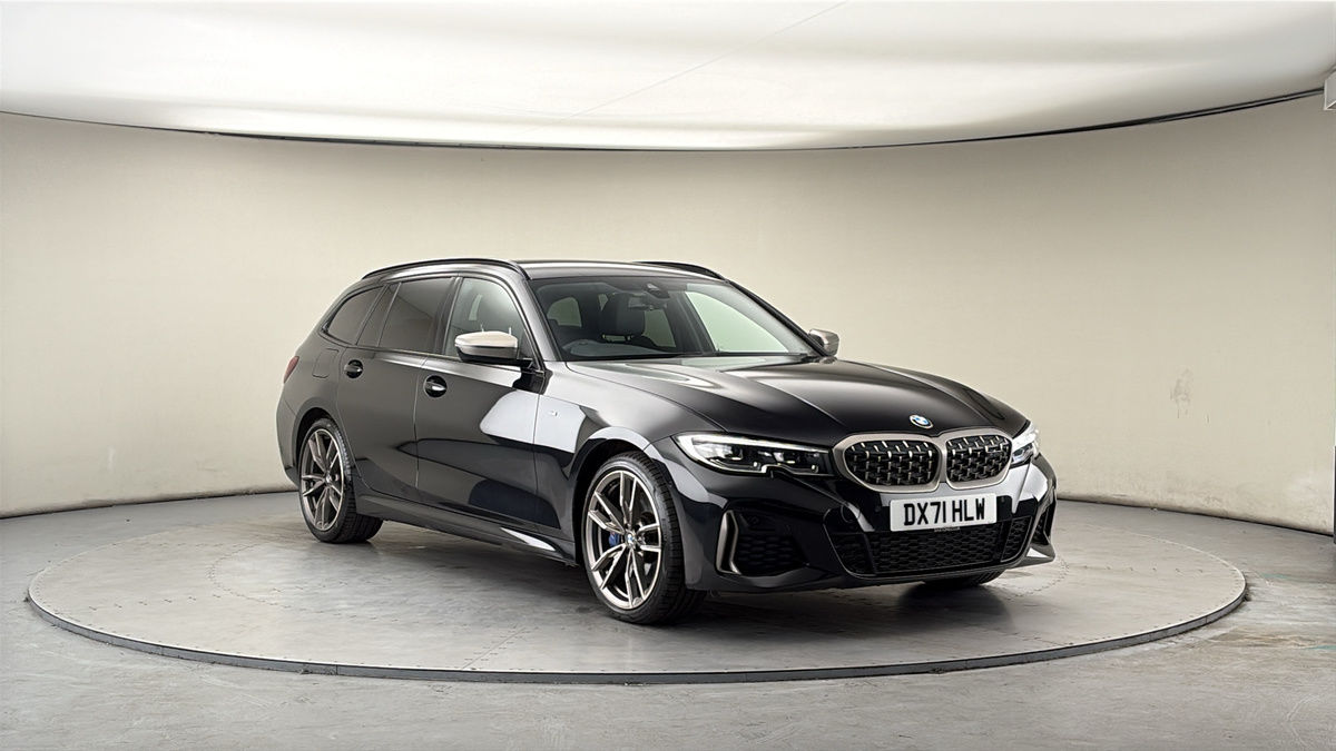 BMW 3 Series Sticky Header Image