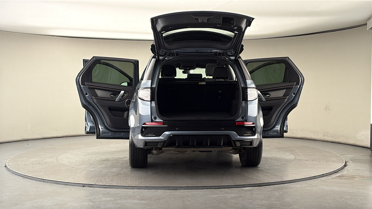 More views of Land Rover Discovery Sport