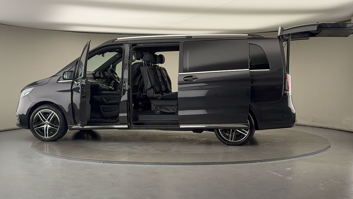 More views of Mercedes-Benz V Class