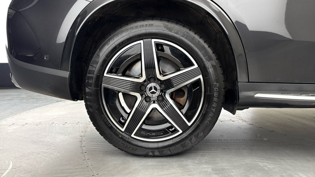 Mercedes-Benz GLC Image 10