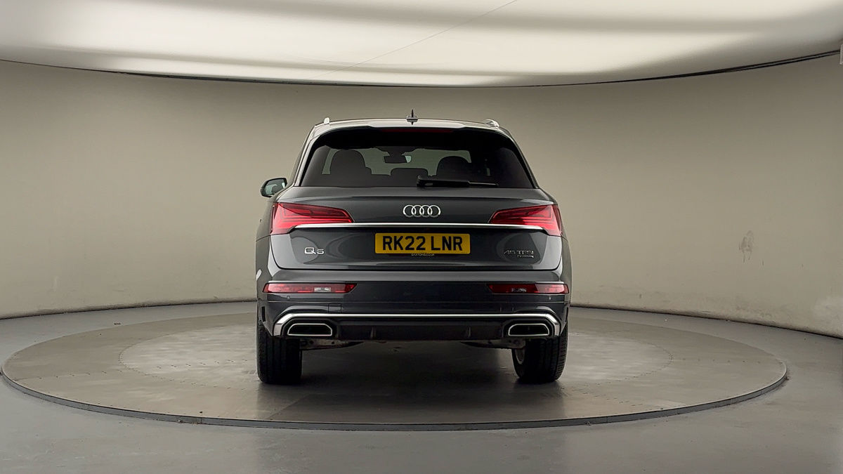 More views of Audi Q5