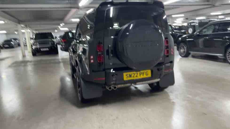 More views of Land Rover Defender 90