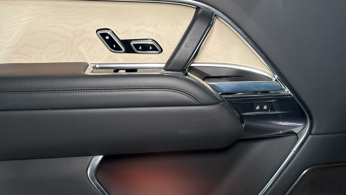 Land Rover Range Rover Image 19