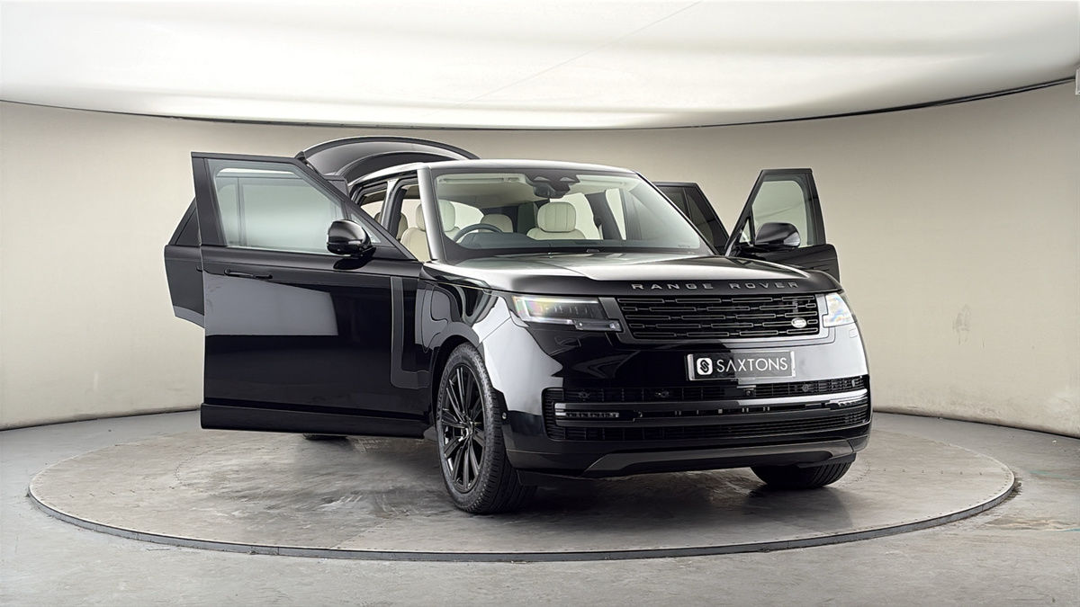 More views of Land Rover Range Rover