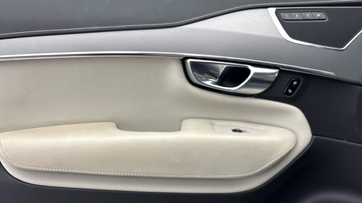 Volvo XC90 Image 19