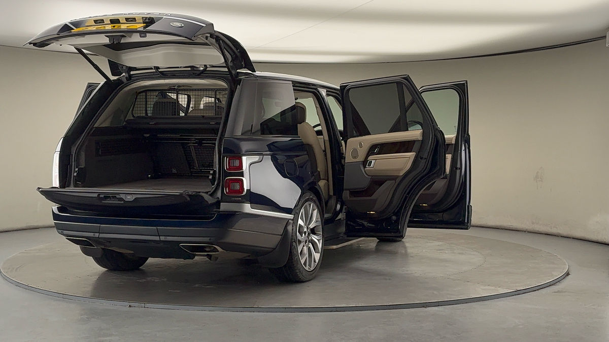 More views of Land Rover Range Rover