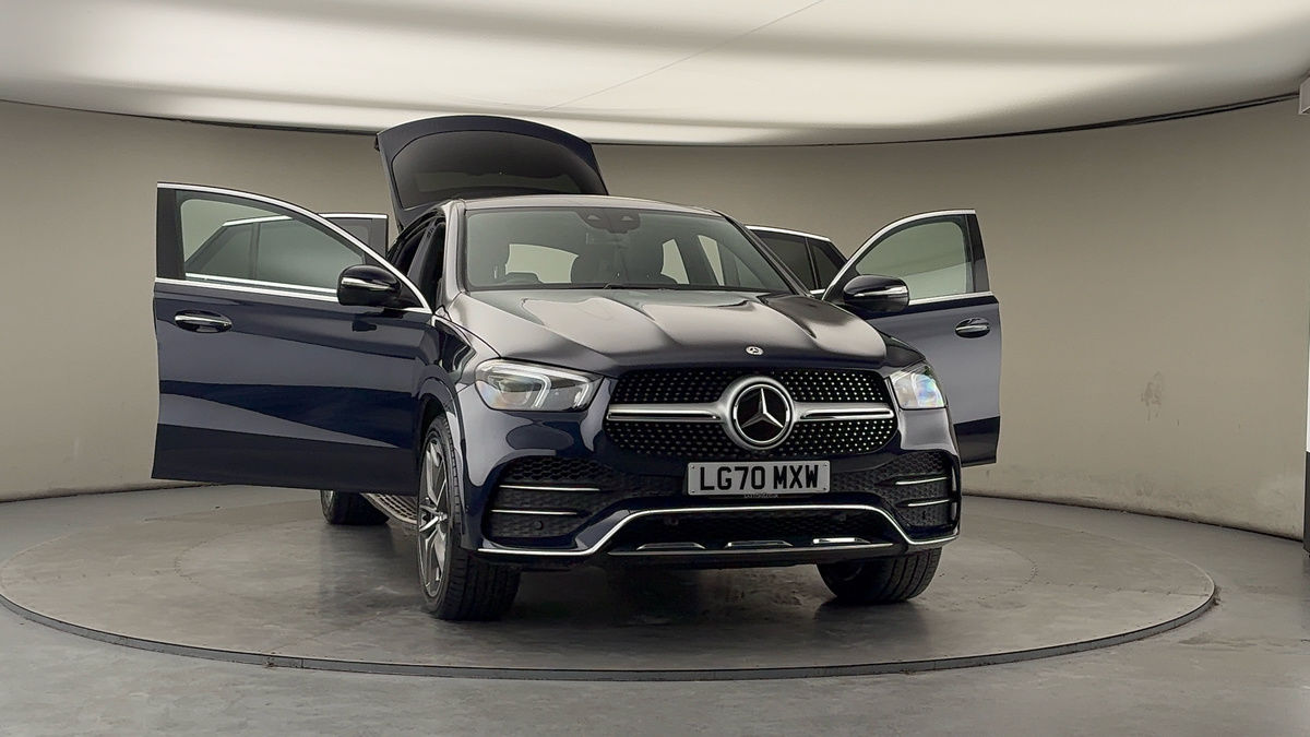 More views of Mercedes-Benz GLE