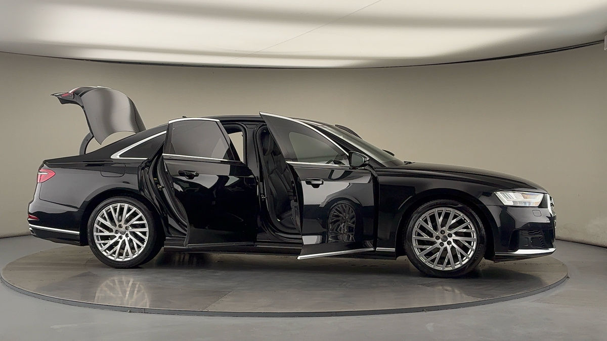More views of Audi A8
