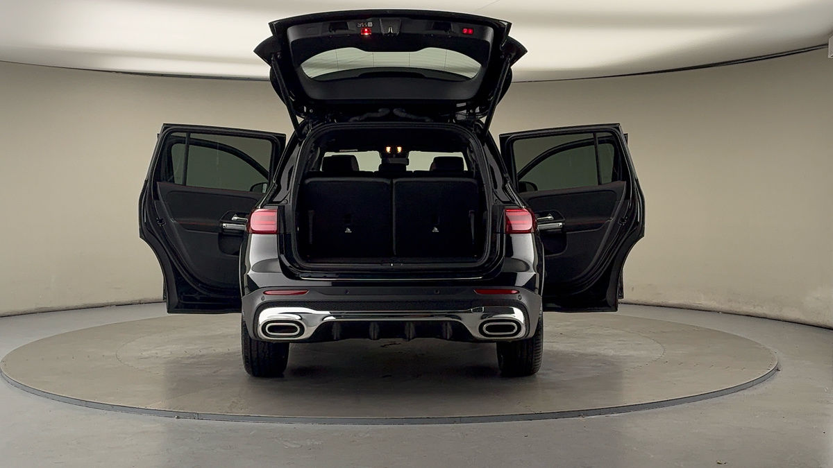 More views of Mercedes-Benz GLB