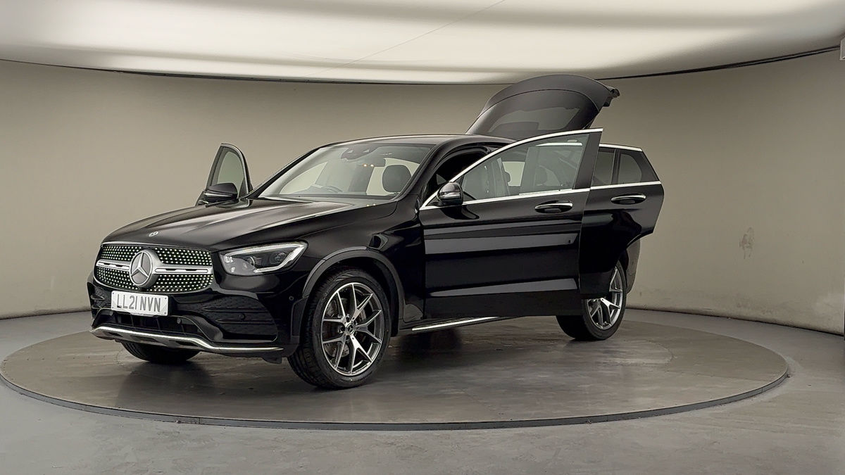 More views of Mercedes-Benz GLC