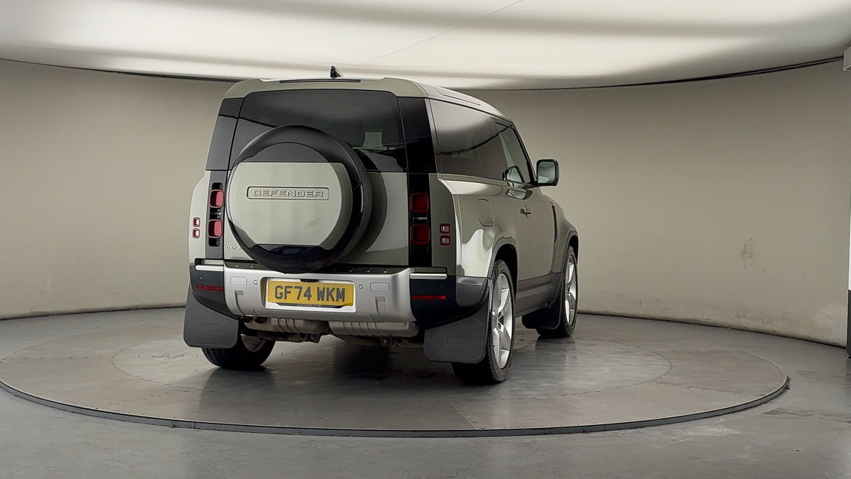 More views of Land Rover Defender 90