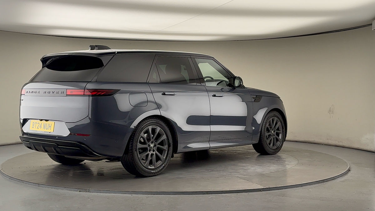 Land Rover Range Rover Sport Image 21