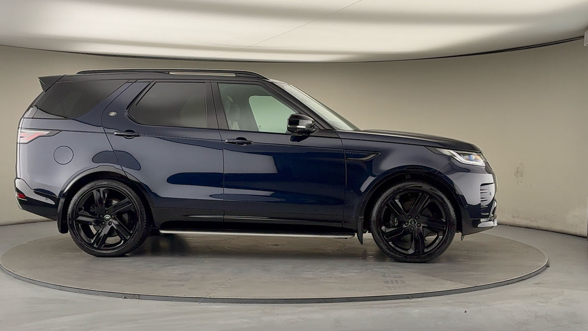 More views of Land Rover Discovery