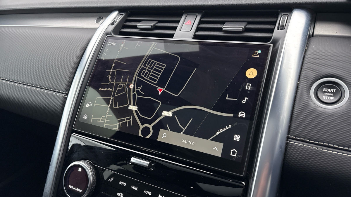 Land Rover Discovery Image 17